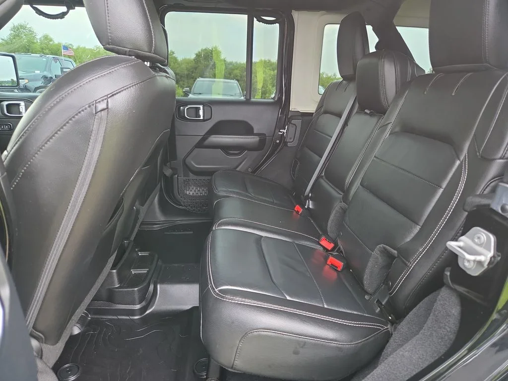 2018 Jeep All-New Wrangler Unlimited Sahara - Photo 30