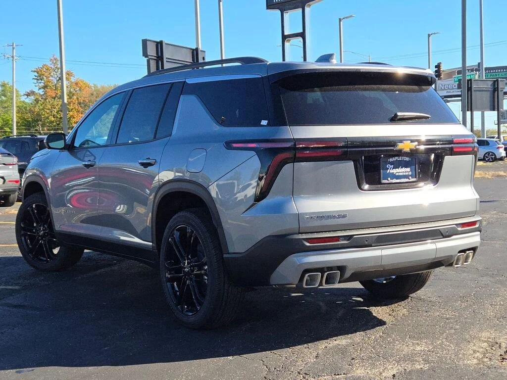 2027 Chevrolet Traverse LT - Photo 14
