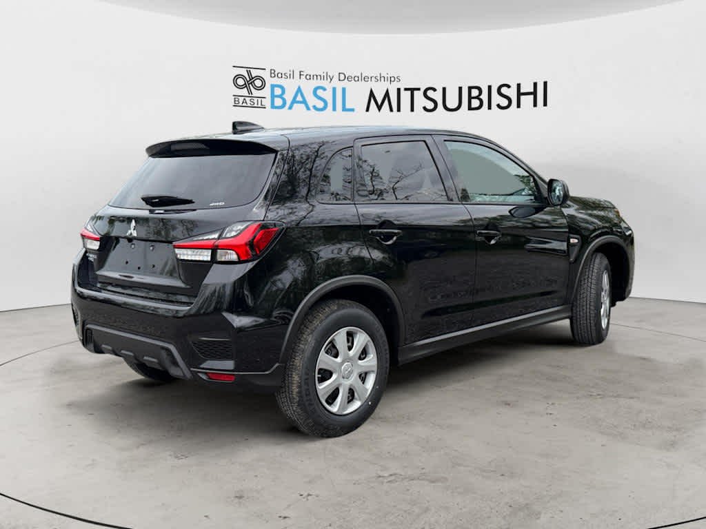 New 2027 Labrador Black Pearl Mitsubishi S image 3