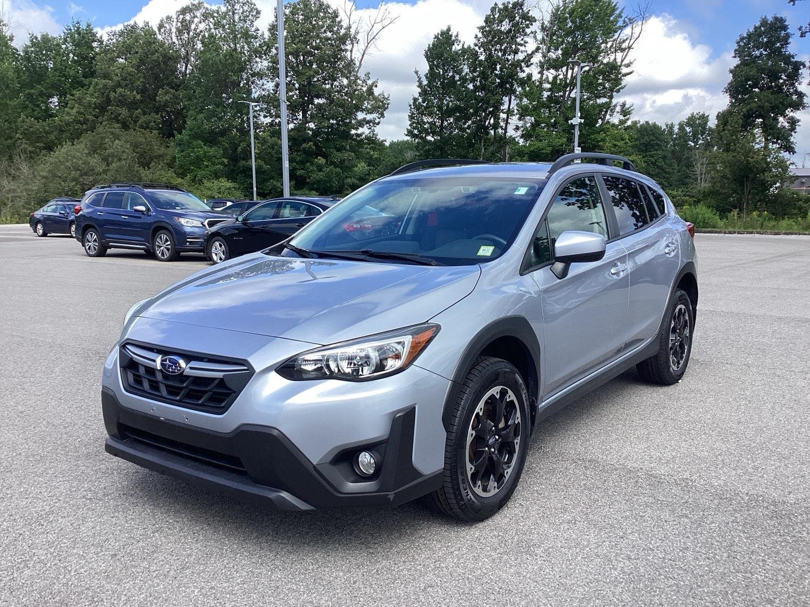 Certified Used 2023 Ice Silver Metallic Subaru Premium image 3