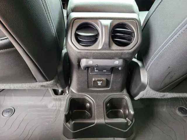 Used 2022 Gray Jeep Overland image 13