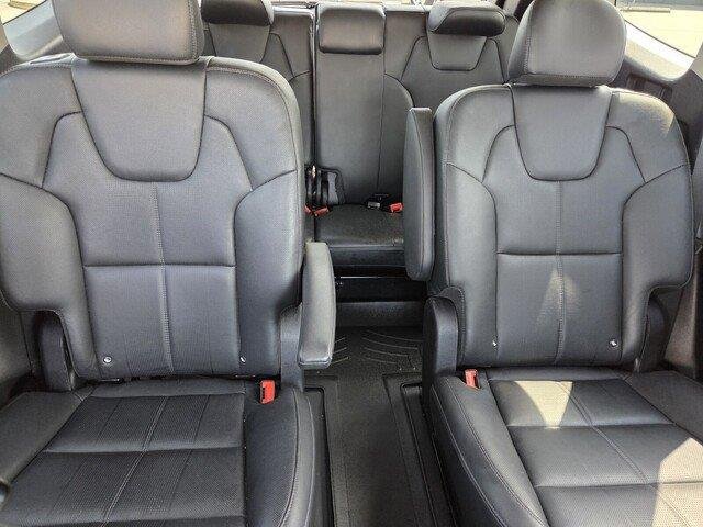 Used 2022 Gravity Grey Kia EX image 35