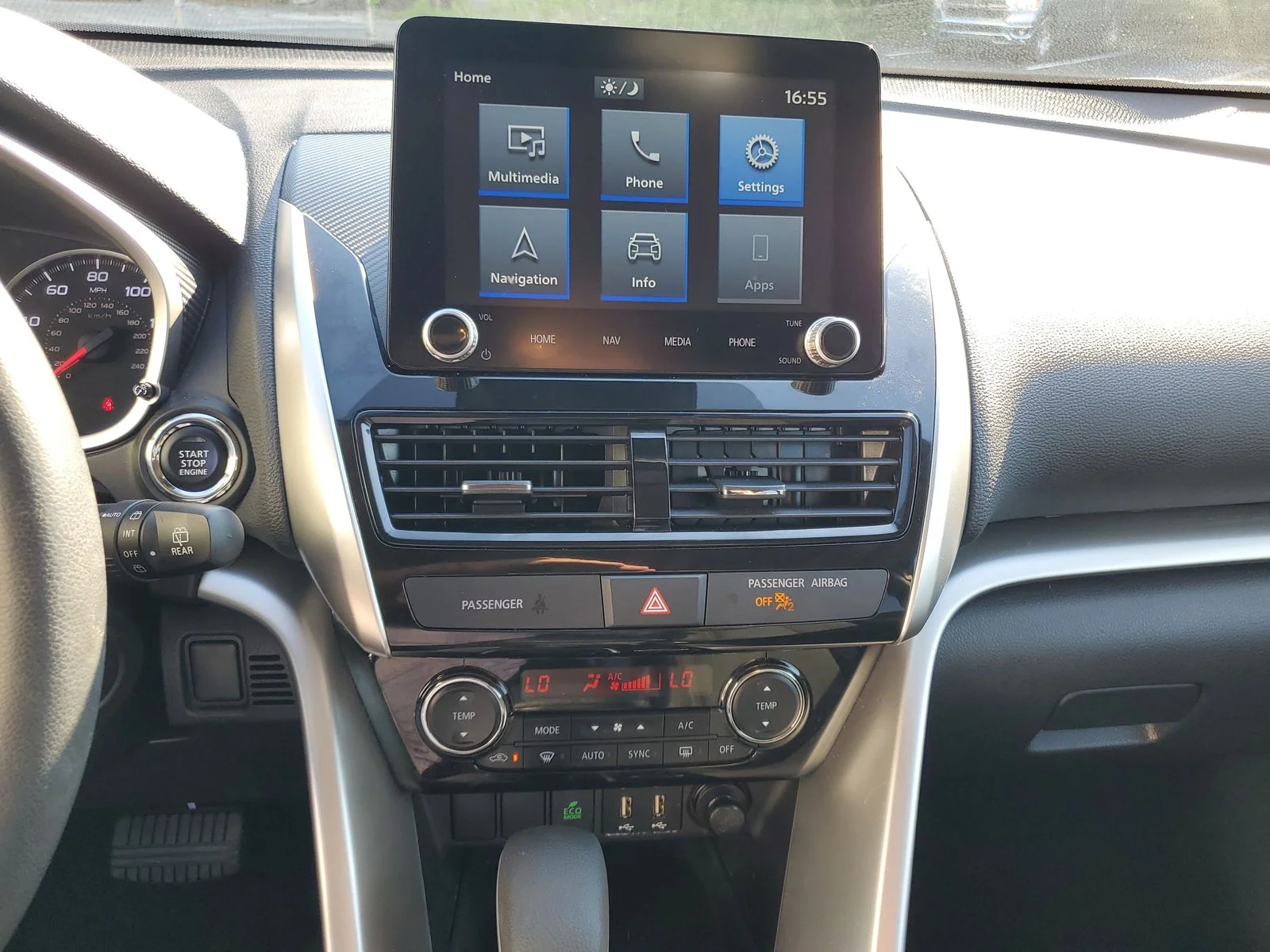 2024 Mitsubishi Eclipse Cross SE - Photo 16