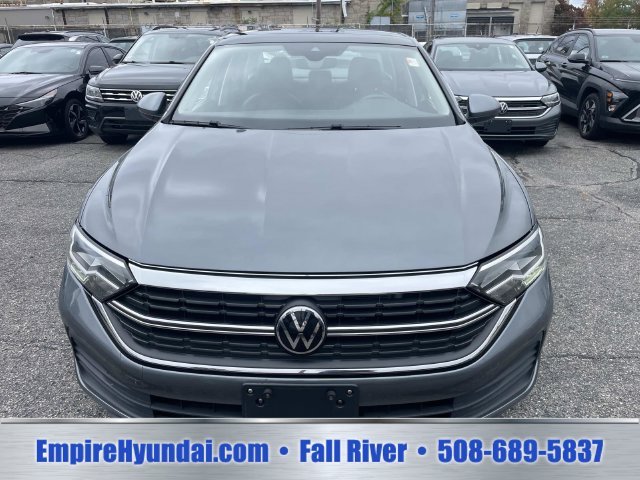 2024 Volkswagen Jetta SE - Photo 11