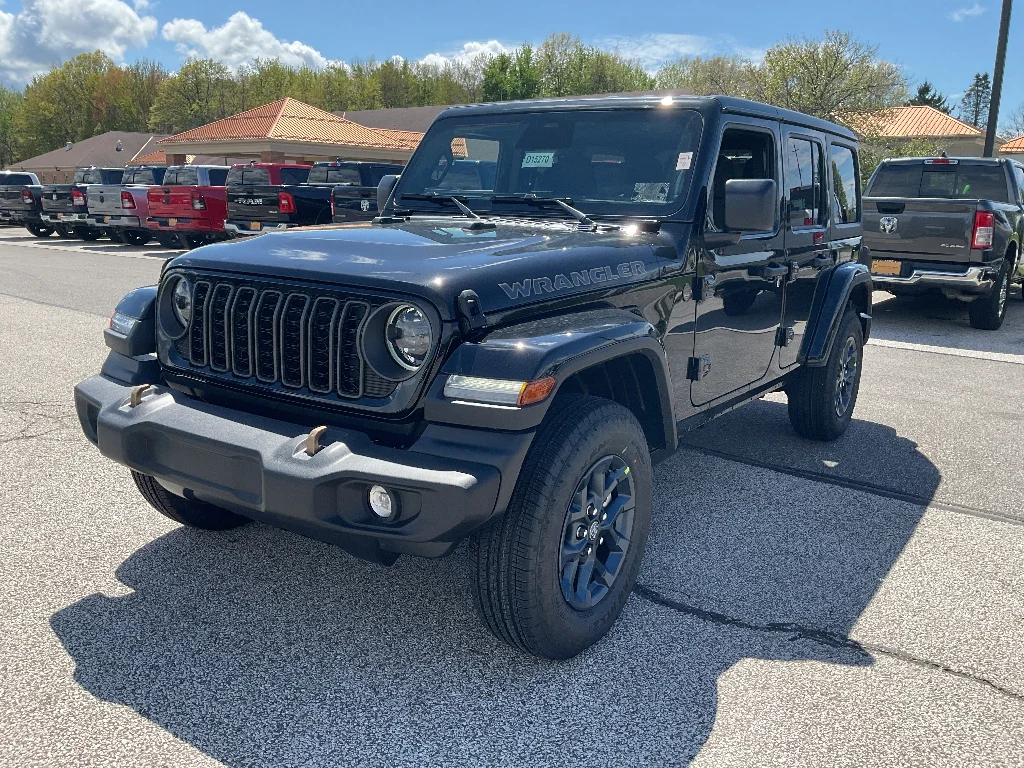 New 2026 Black Clearcoat Jeep 85th Anniversary image 3