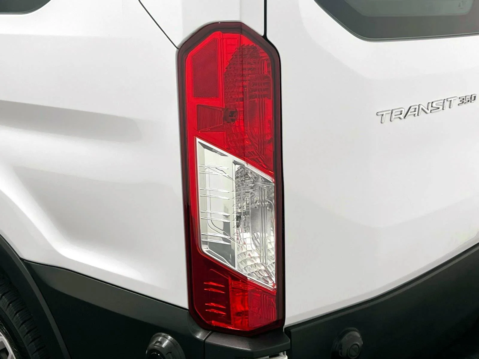 Used 2024 White Ford  image 11