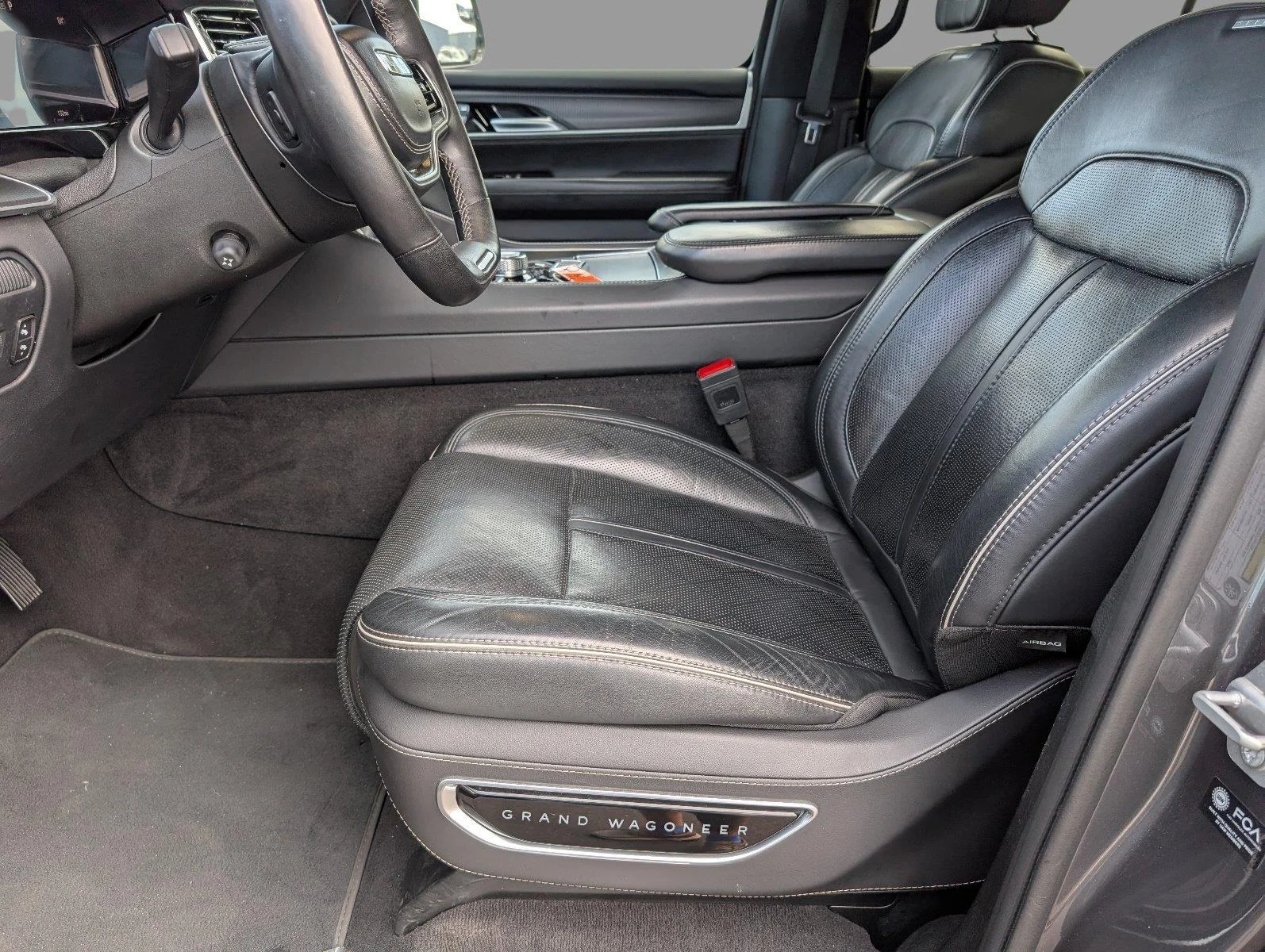 Used 2024 Baltic Gray Metallic Clearcoat Jeep Series II image 3