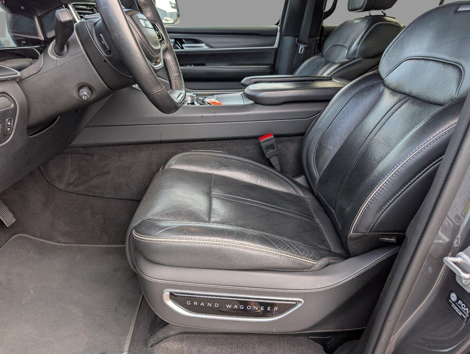 Used 2024 Baltic Gray Metallic Clearcoat Jeep Series II image 3