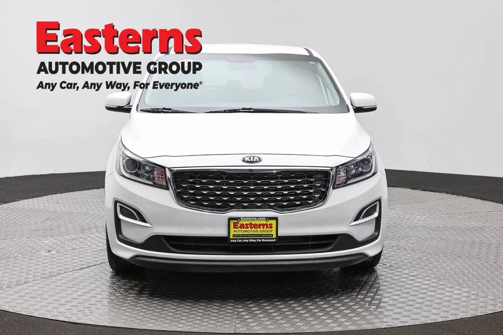 Used 2020 White Kia LX image 2