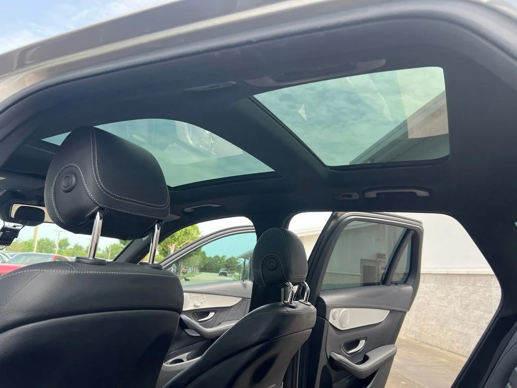 Used 2020  Mercedes-Benz GLC 43 AMG® image 24