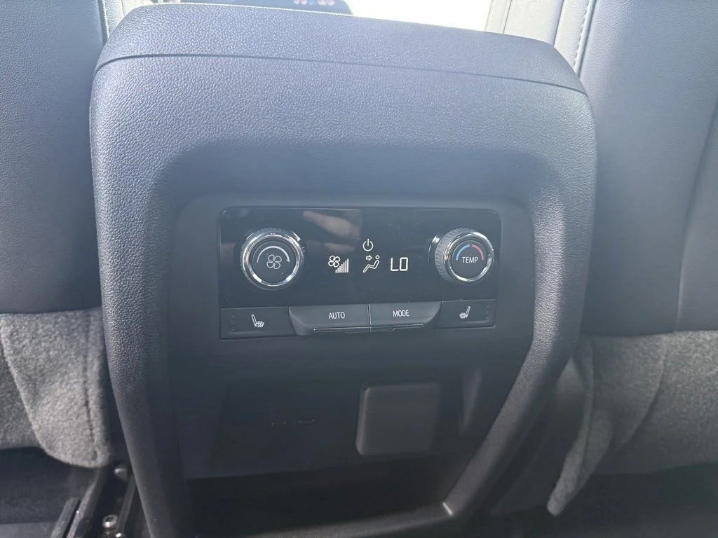 2026 Chevrolet Traverse High Country - Photo 16