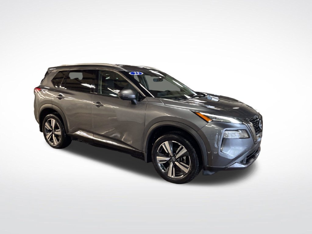 Used 2023  Nissan SL image 7
