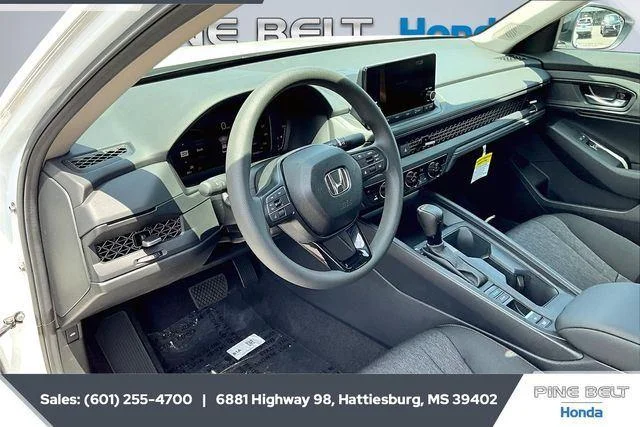 2025 Honda Accord SE - Photo 6