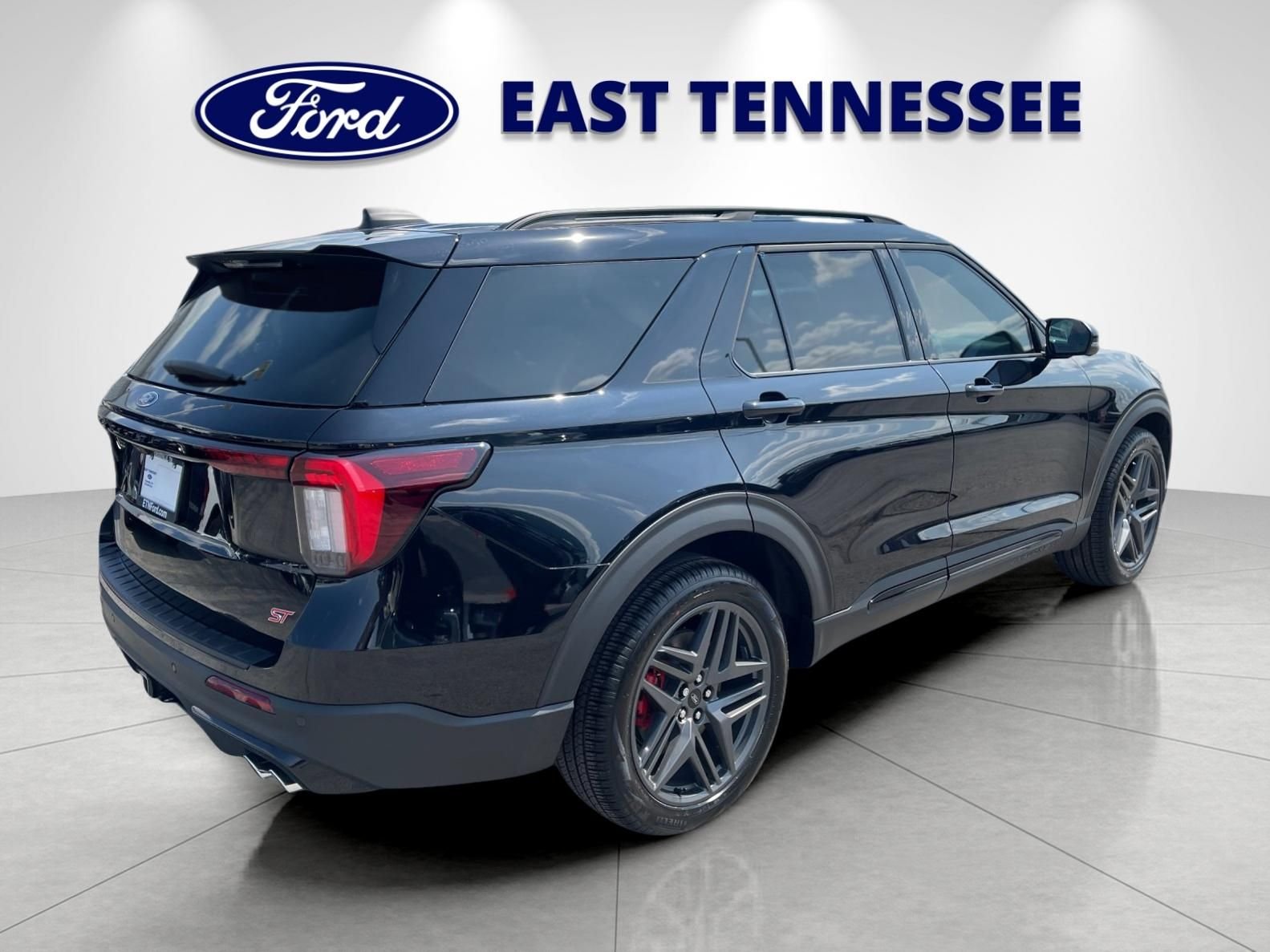 New 2026 Agate Black Metallic Ford ST image 3