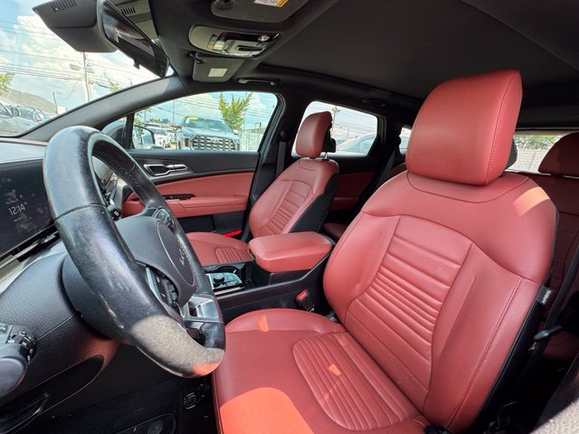 Used 2023 Black Kia SX-Prestige image 15