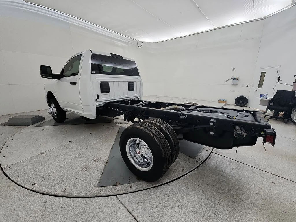 New 2026 Bright White Clearcoat RAM Tradesman image 6
