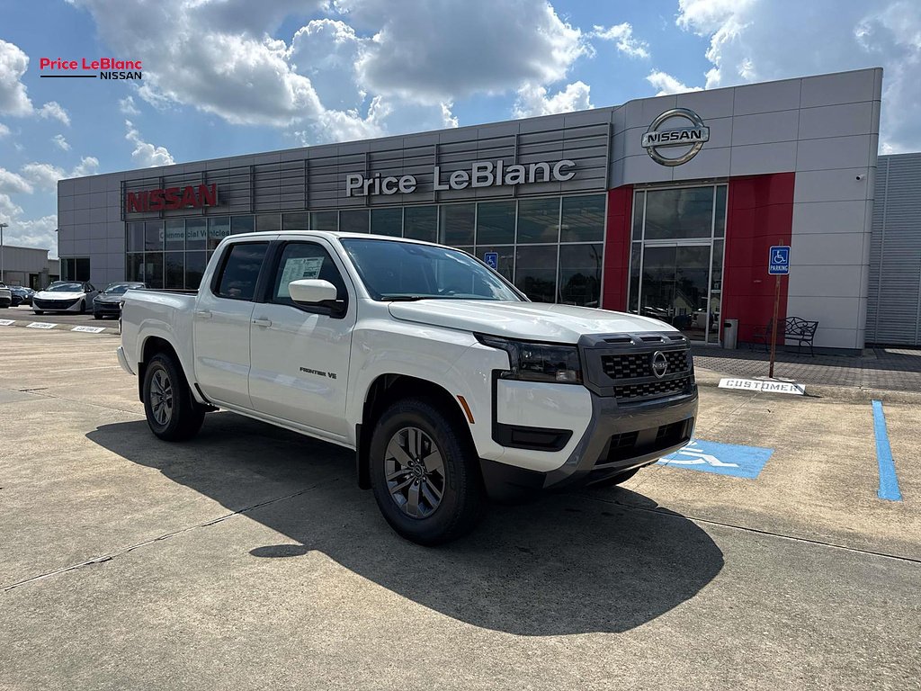 2027 Nissan Frontier SV