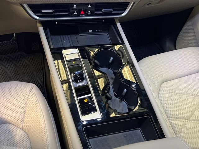 New 2026 White Volkswagen 2.0T SE w/Technology image 20