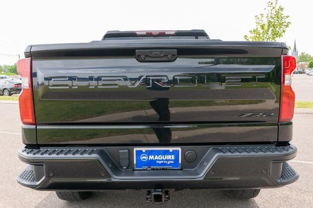 Used 2023 Blue Chevrolet ZR2 image 7