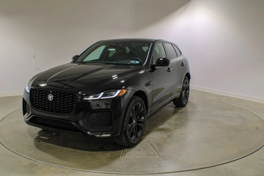 2026 Jaguar F-PACE P250 R-Dynamic S's photo