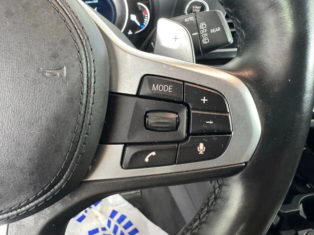 Used 2019 Black BMW M40i image 17
