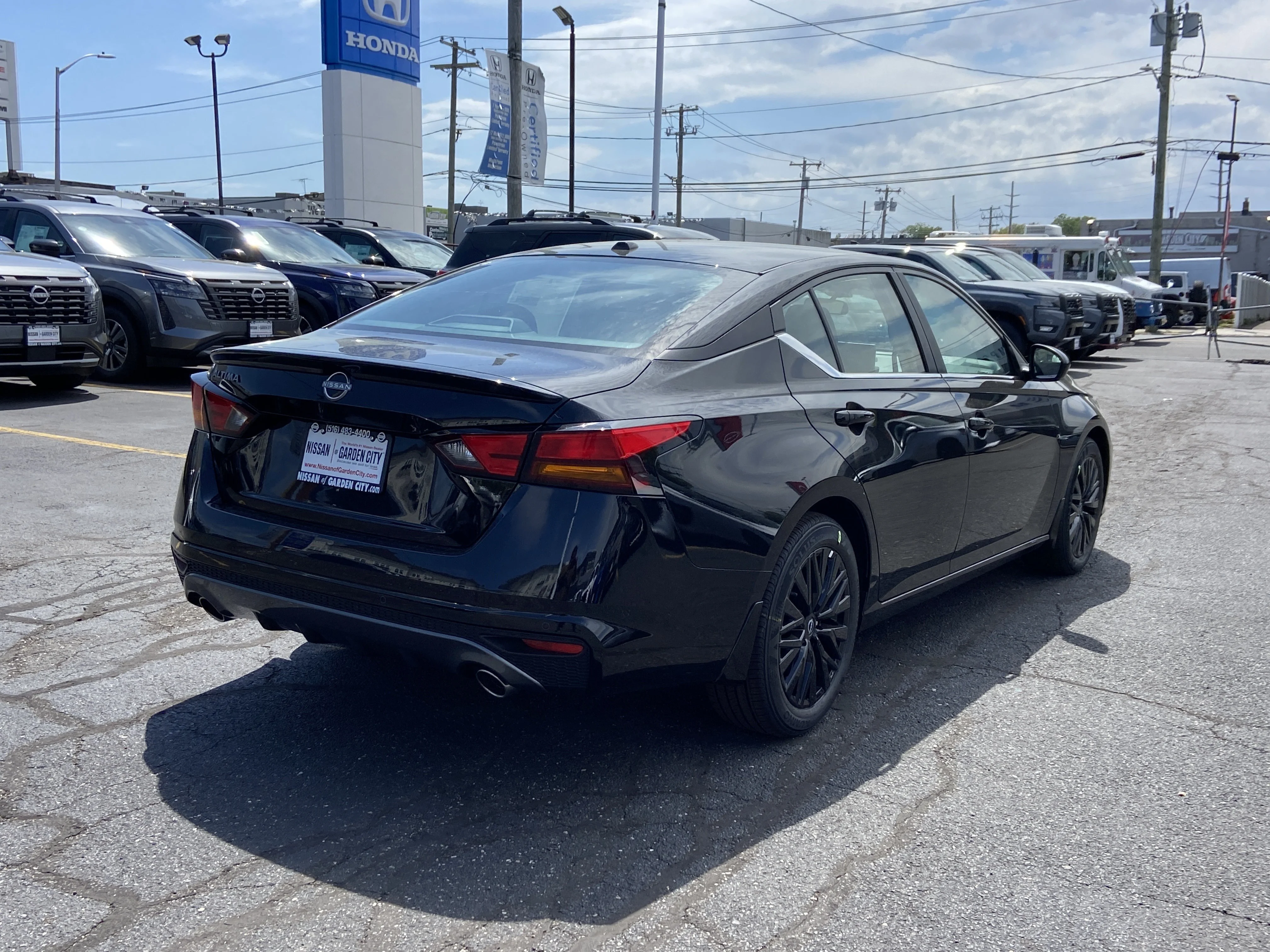 New 2026 Super Black Nissan SV image 4