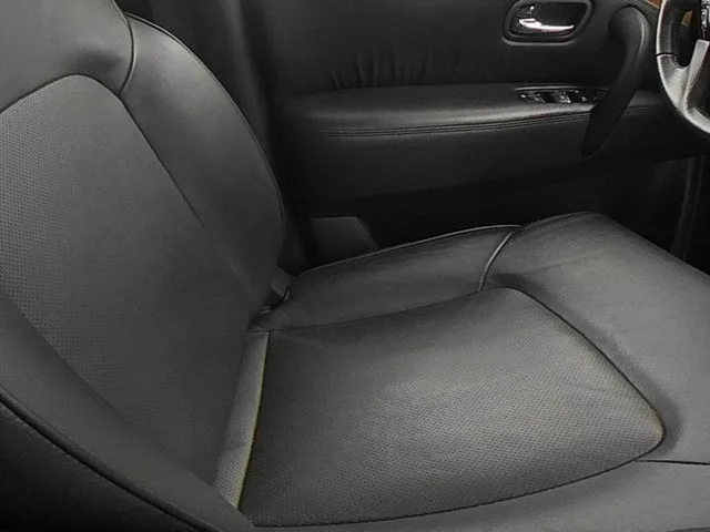 Used 2023 Blue Nissan SL image 37