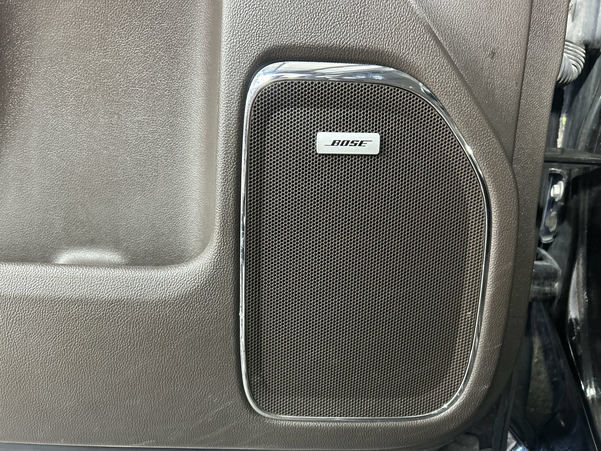 Certified Used 2015 BLACK Chevrolet High Country image 25