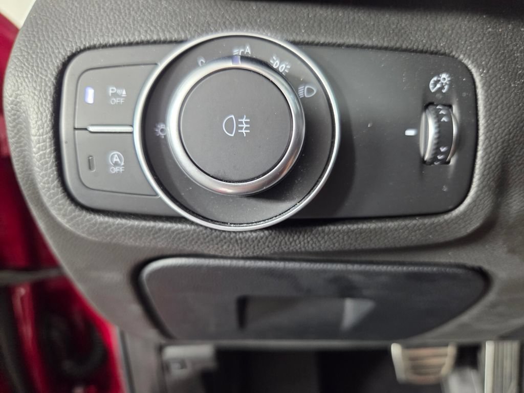 Used 2024 Alfa Rosso Alfa Romeo Sprint image 18