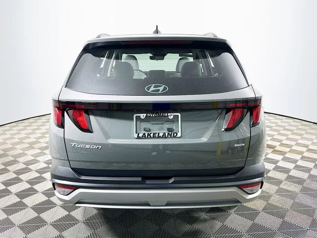 New 2026 Hyundai TUCSON SEL