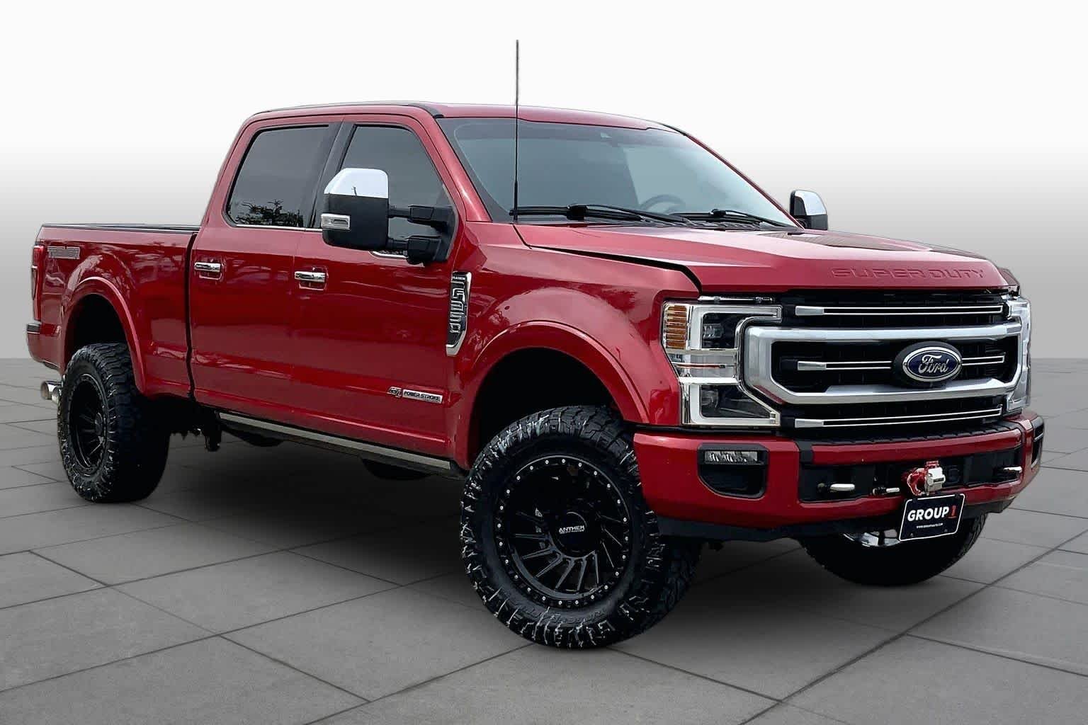Used 2022 Rapid Red Metallic Tinted Clearcoat Ford F-250 Pickup Platinum image 3