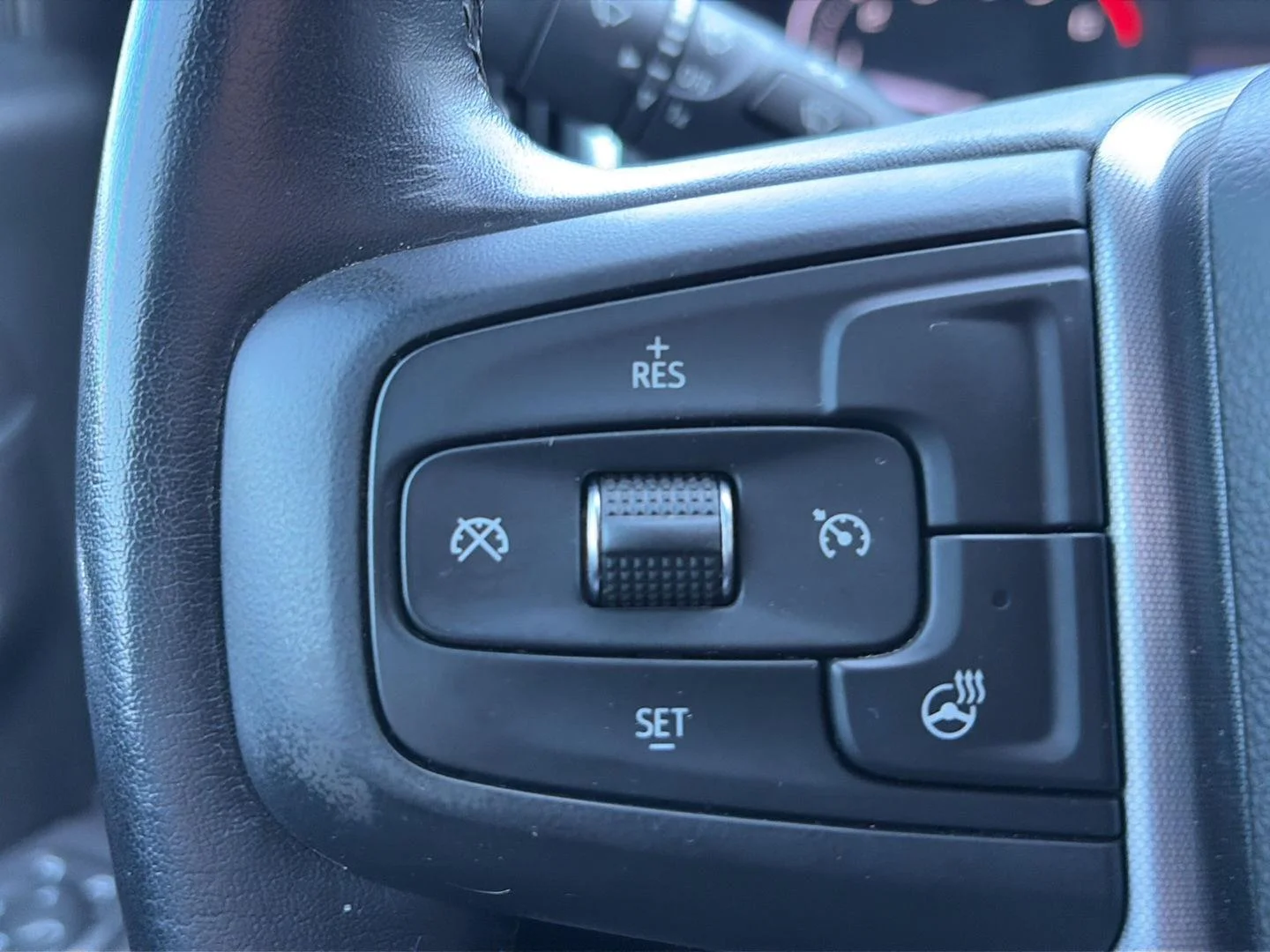 Used 2021 Pacific Blue Metallic GMC Elevation image 16