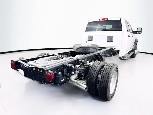 New 2026 Bright White Clear-Coat Exterior Paint RAM TRADESMAN image 7