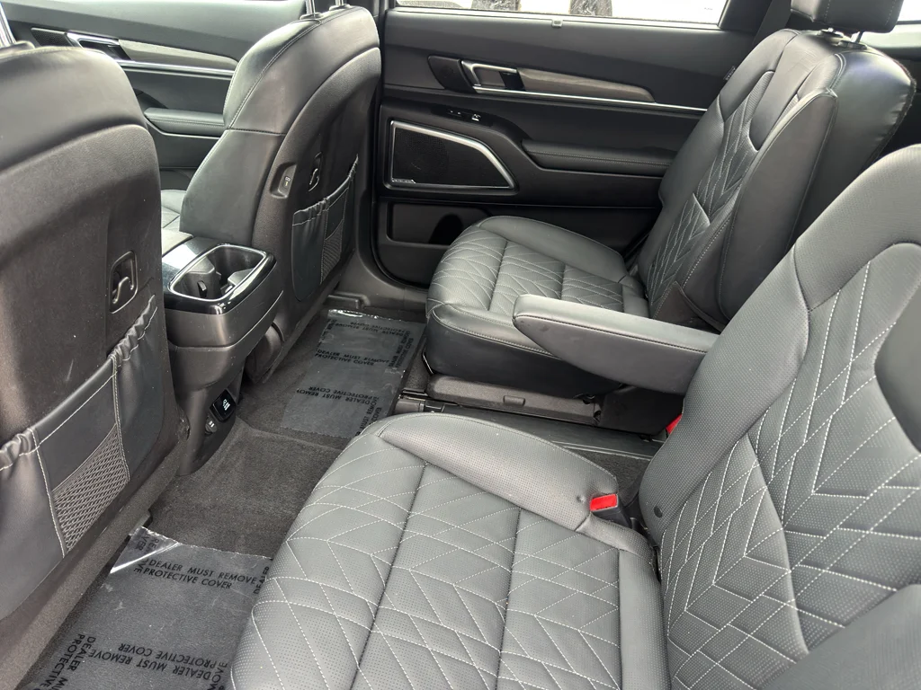 Used 2023 Wolf Gray Kia SX Prestige X-Line image 14