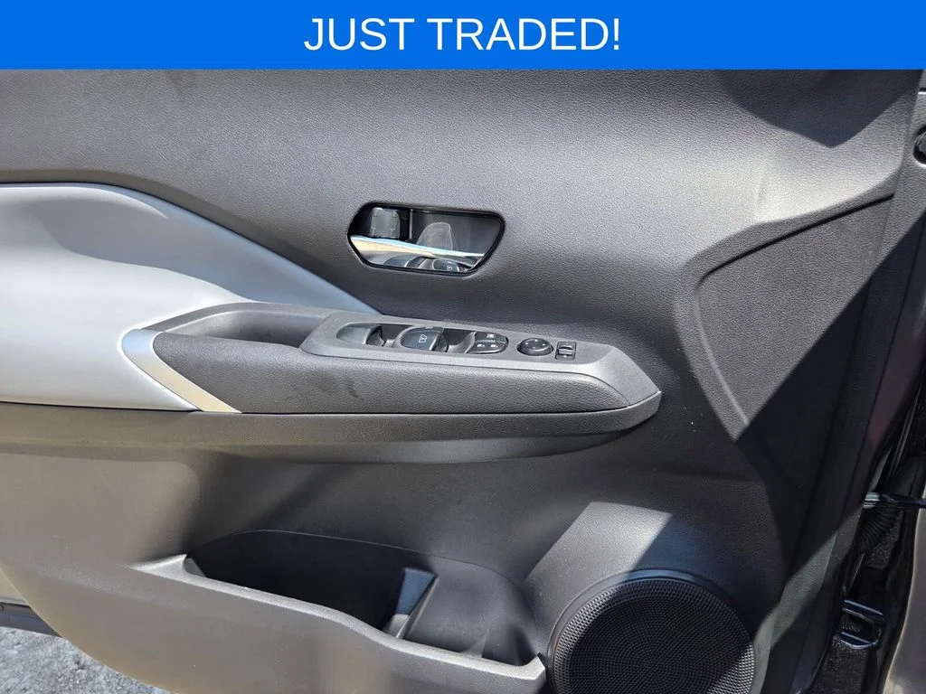 Used 2024 Gray Nissan SR image 21