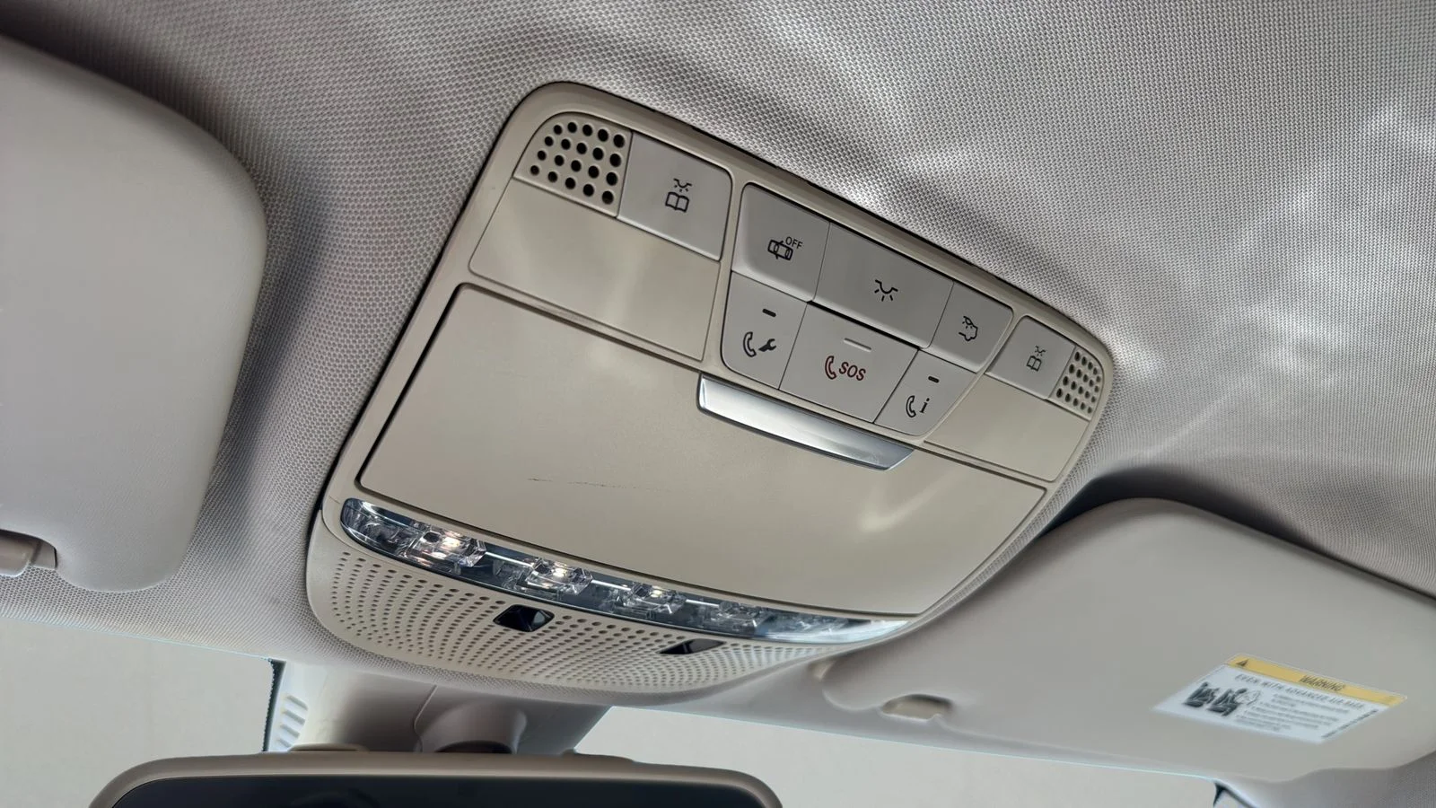 Used 2017  Mercedes-Benz C 300 image 18