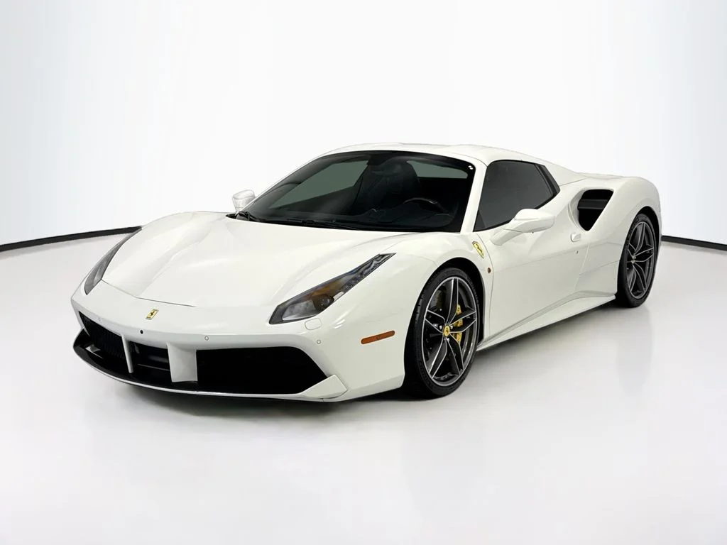 Used 2018 Bianco Avus Ferrari Base image 9