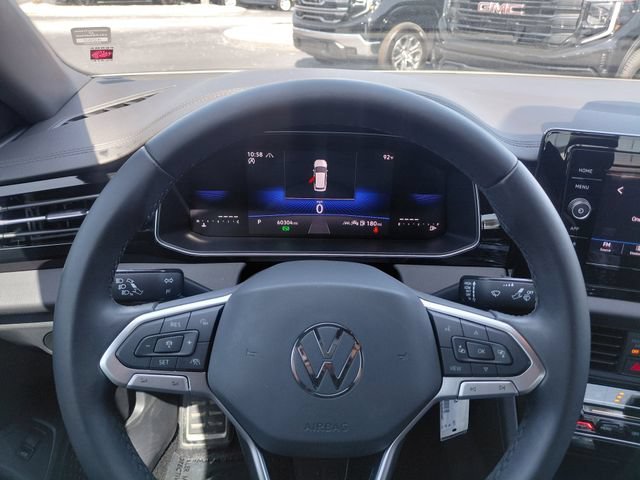 Used 2025 White Volkswagen Sport image 24