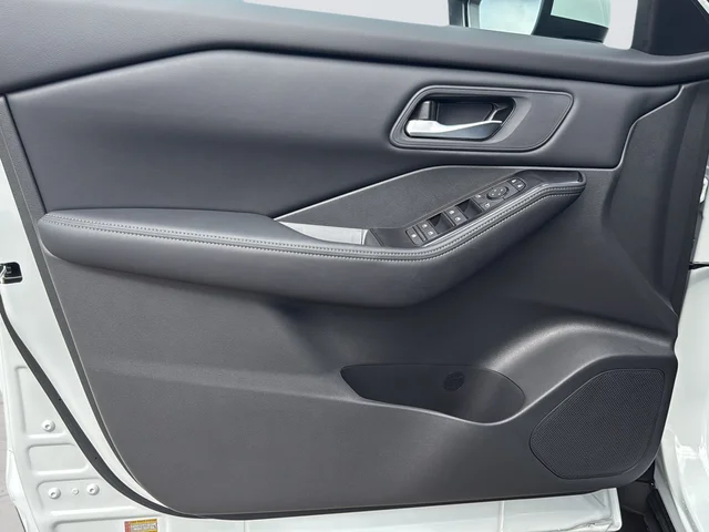 2026 Nissan Rogue SV - Photo 19