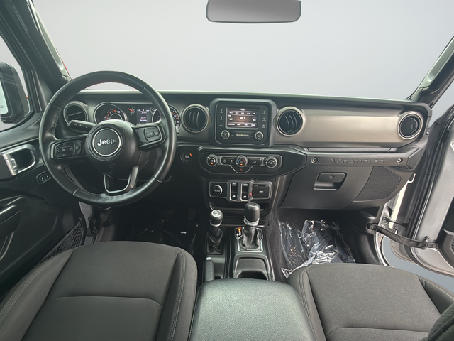 Used 2020 Silver Jeep Sport S image 9