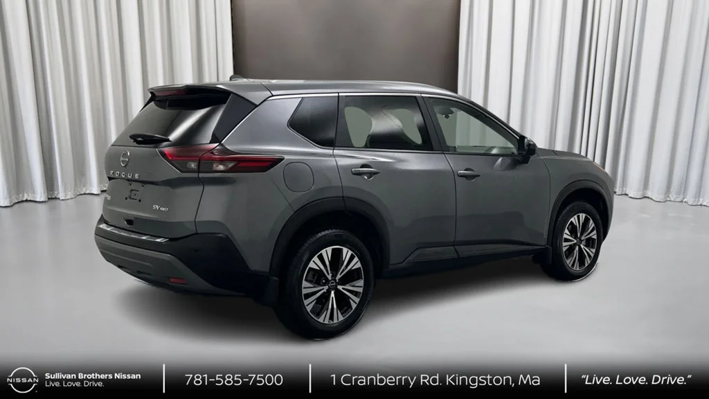Used 2023 Gray Nissan SV image 5