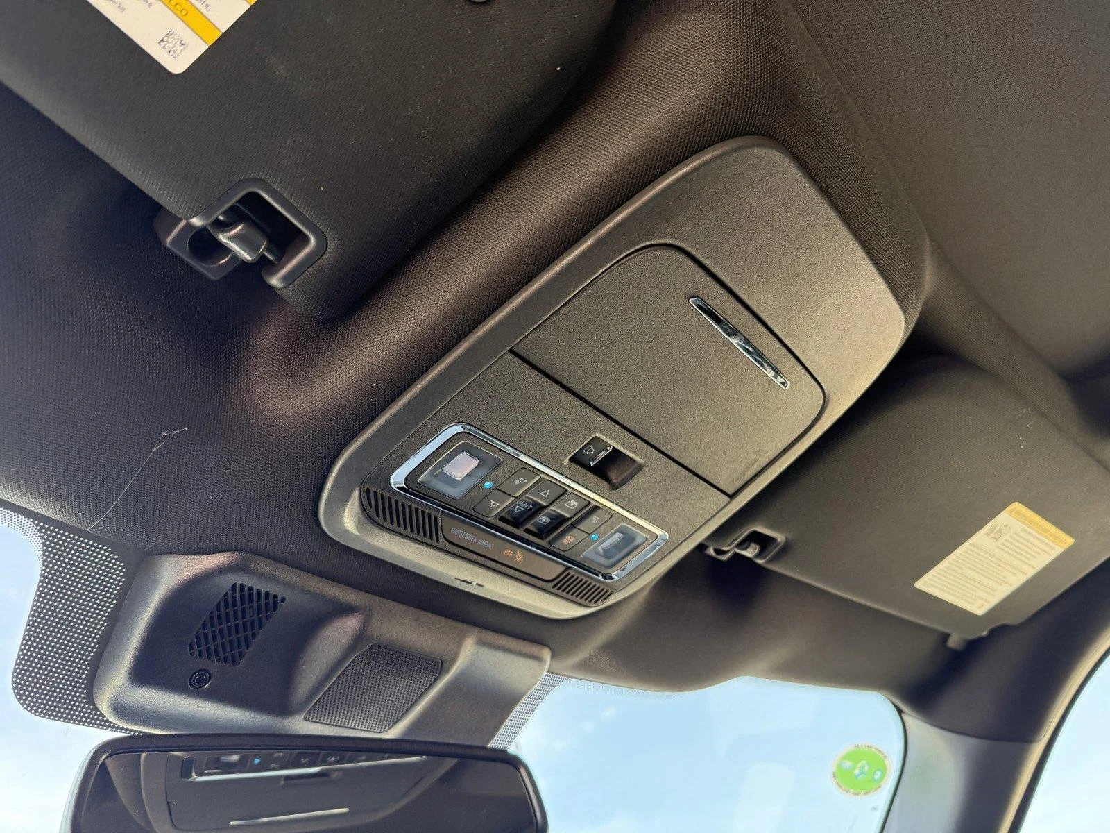 Used 2025 Star White Ford Platinum image 24