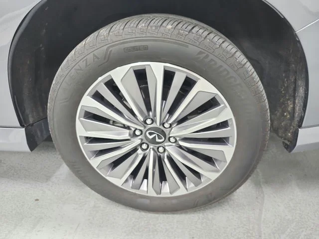 Used 2025  INFINITI SENSORY image 47