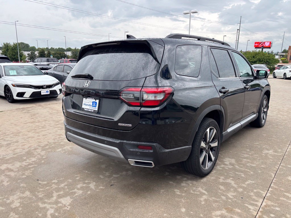 Certified Used 2025 Crystal Black Pearl Honda Touring 8 Passenger image 30