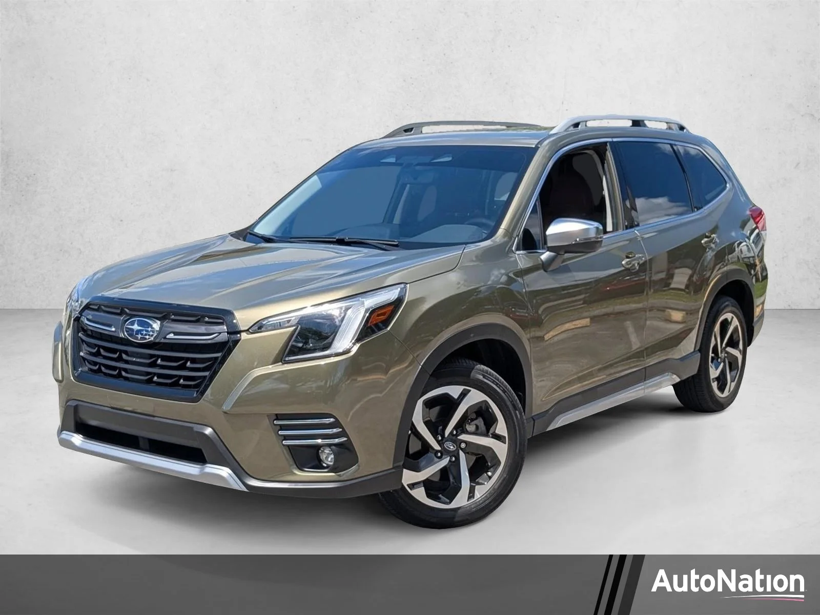 Used 2024 Green Subaru Touring image 1