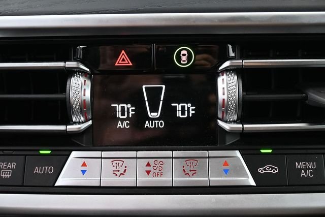 Used 2024 White BMW sDrive30i image 25