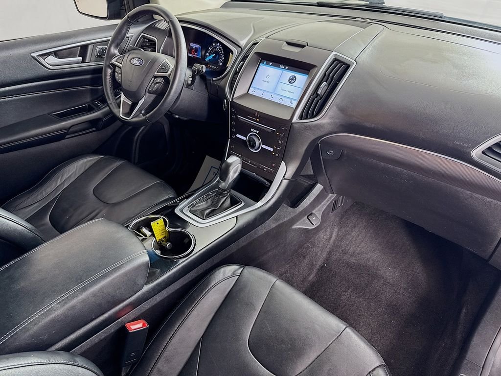 Used 2016 Gray Metallic Ford Titanium image 35