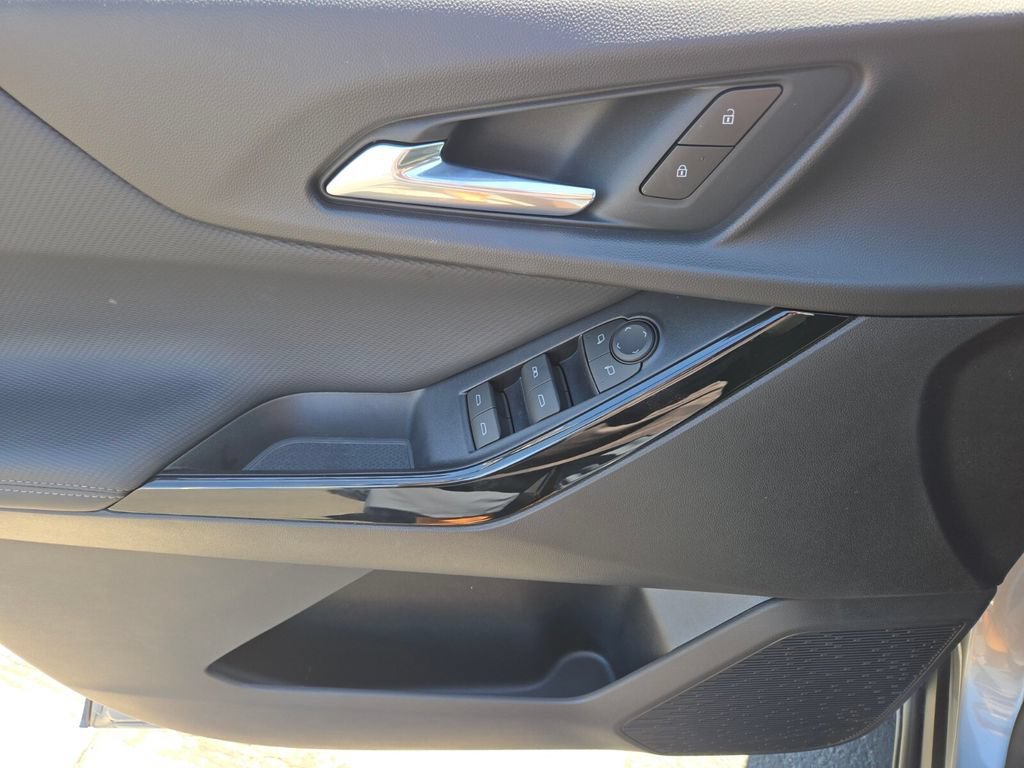 New 2027 Sterling Gray Metallic Chevrolet LT image 9