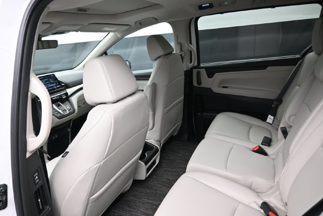 New 2027 Platinum White Pearl Honda EX-L image 20