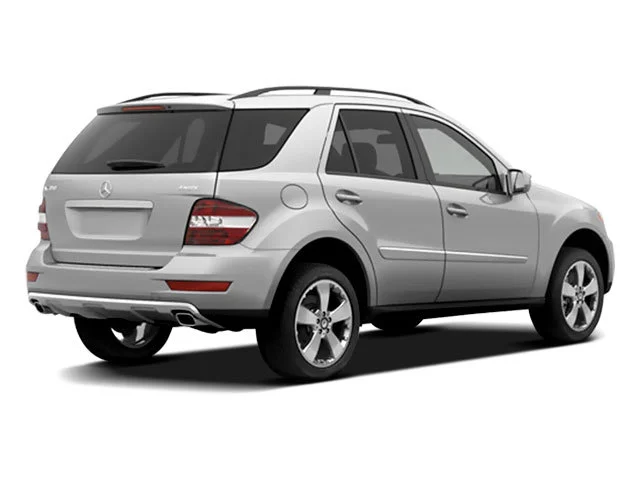Used 2009 Obsidian Black Metallic Mercedes-Benz 3.5L image 2